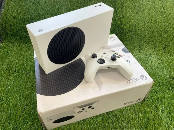Xbox series S + 6 meses de garantia