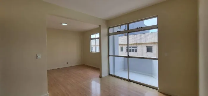Apartamento com 3 quartos para alugar no Buritis em Belo Horizonte de 100m²