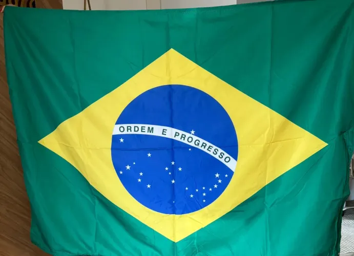 Bandeira do Brasil 100% poliéster.