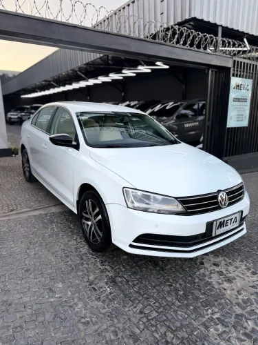 Volkswagen Jetta Comfortline 2.0 T.flex 8V 4P Tipt. 2015
