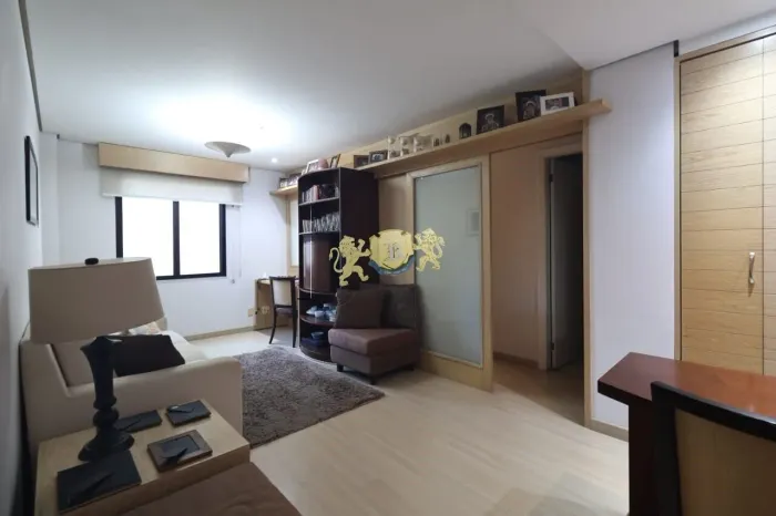 Flat com 2 suítes para alugar em Moema - Edifício Times Square Colonade