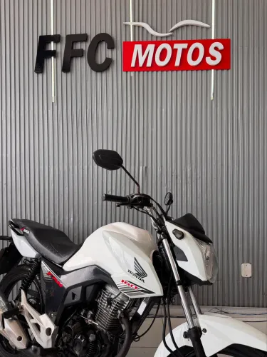 Fan 160 ano 2018 IPVA 2026 pago Faço Financiamento