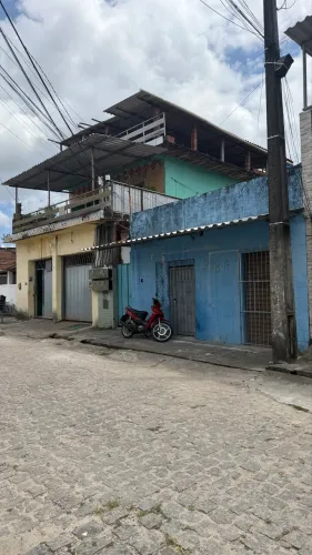 Vendo casa com 8 kitnetes no bairro da Imaculada em Bayeux-PB
