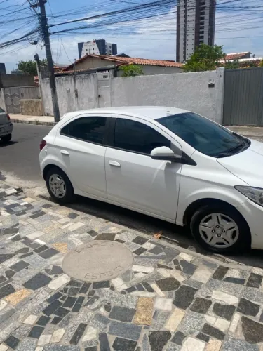 Chevrolet Onix JOY Hatch 1.0 8V Flex Mec. 4P 2018