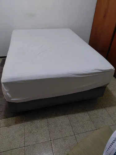 Cama casal 1.88 x1.38