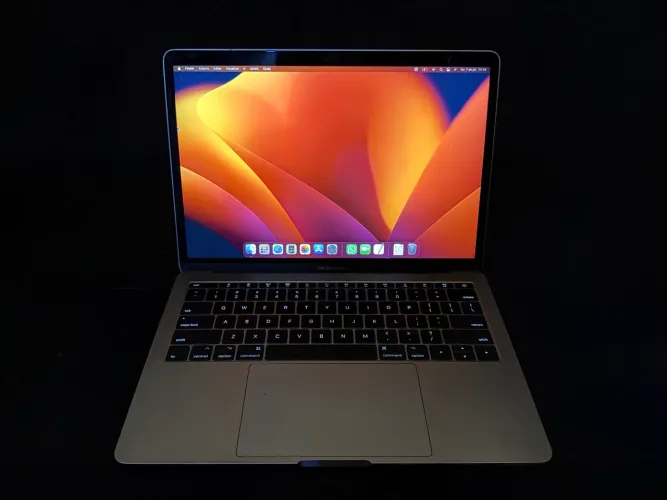 macbook pro i5 2017