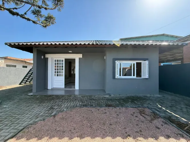 Casa em região de moradores com 3 quartos em Santo Antonio - Capão da Canoa - RS