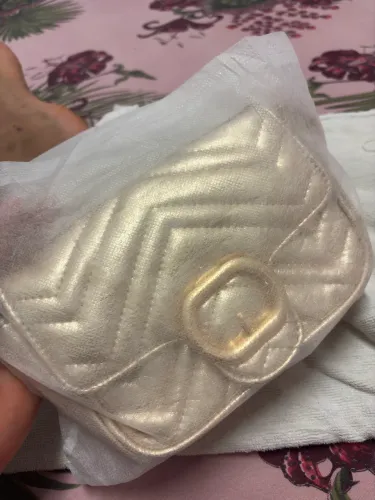 Bolsa transversal dourada nova