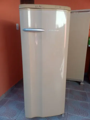 Freezer 127v