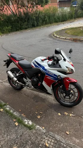 Honda CBR 500R 2015 (Impecável)