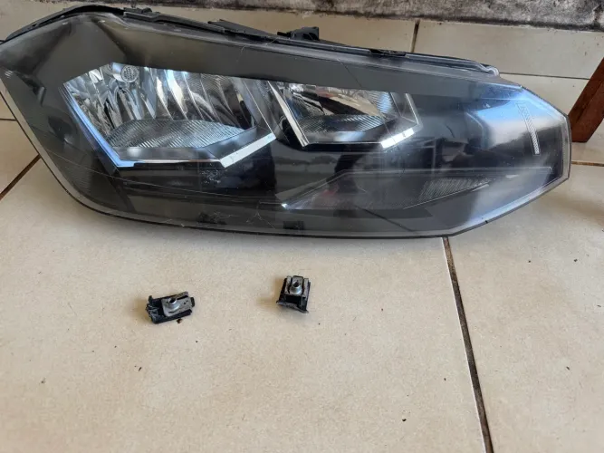 Farol de polo para recuperar