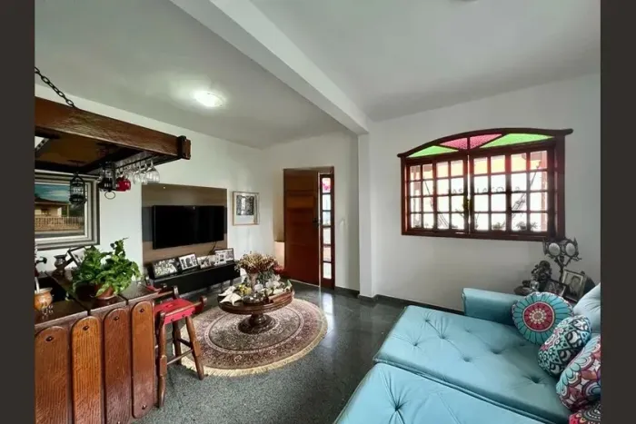 Casa à Venda - Monsenhor Messias, 4 Quartos, 332 m2