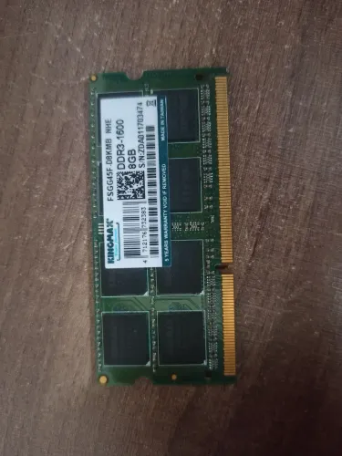 Memória RAM DDR3-1600 8GB