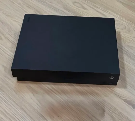Xbox one X 1 TB de Armazenamento Sem controle