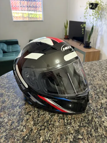 Capacete Helt tam62