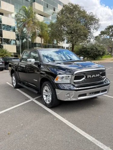 Ram Classic Laramie 5.7 V8 16V Gasolina 4X4 Aut. 2022