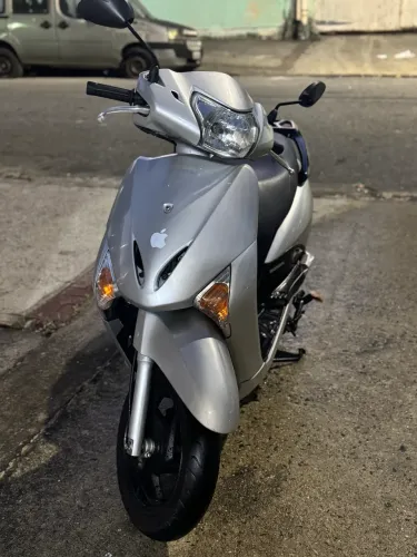 Honda lead