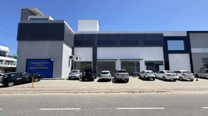 Excelente Oportunidade para locação Loja/Sala Comercial no Centro de Palhoça com 320 m²