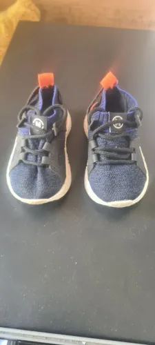Tênis unisex, tamanho 19, Molekinho
