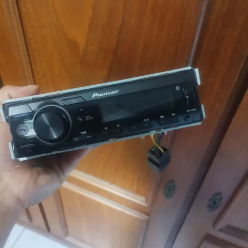 Pioneer mvh-s18bt zerado