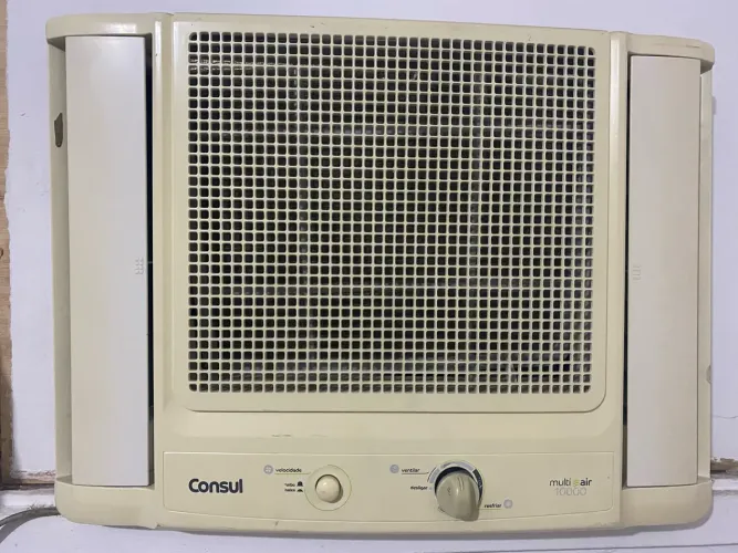 Ar-Condicionado 10.000 BTUs de Janela