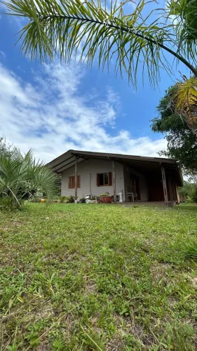 Casa da lagoa em condomínio