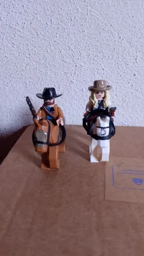 Minifiguras Arthur E Sadie Red Dead Redemption 2 Estilo Lego