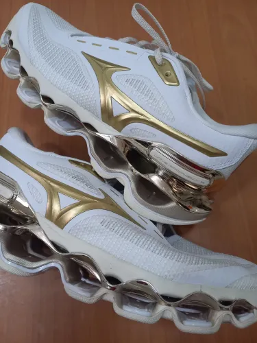 Mizuno prophecy 15 primeira linha boa 