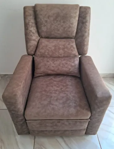 Poltrona reclinável
