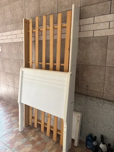 Cama de solteiro