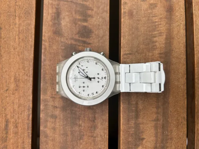 Relógio da Swatch branco