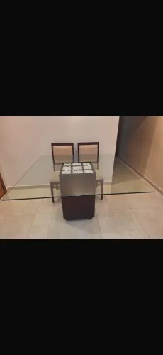 MESA EM ÓTIMO ESTADO