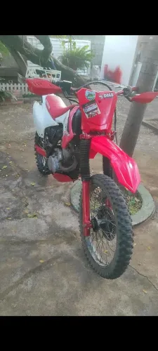 MOTO DE TRILHA