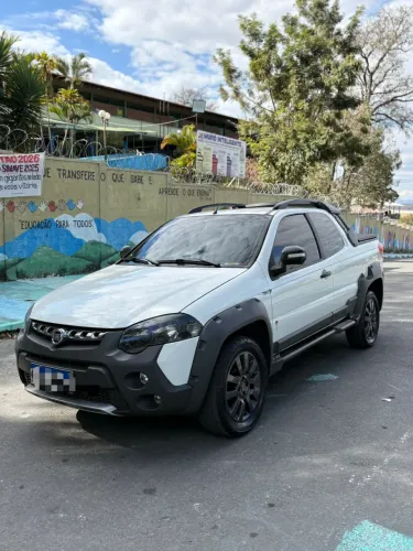 Fiat Strada Adventure1.8/ 1.8 Locker Flex CD 2015