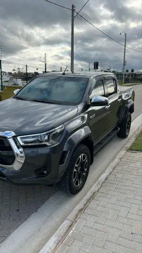 Toyota Hilux CD SRX Plus 4X4 2.8 TDI Die. Aut. 2024