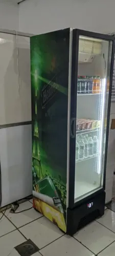 Refrigerador Expositor Vertical