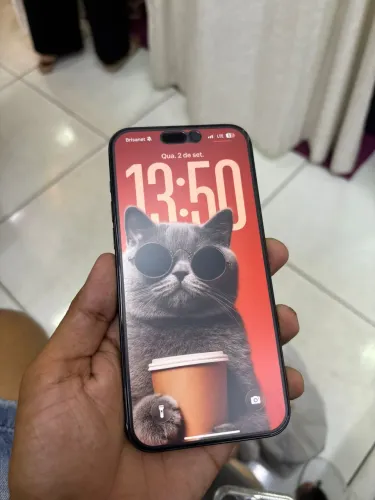 Troco iPhone 15 pro max 256 em iPhone 15 pro ou 14 pro max com volta pra mim