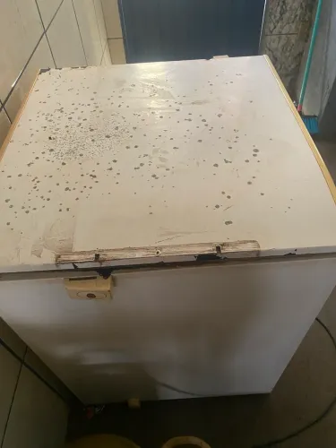 Vendo freezer usado, gela bem