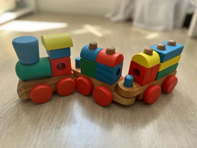 Trenzinho de madeira da marca Melissa & Doug