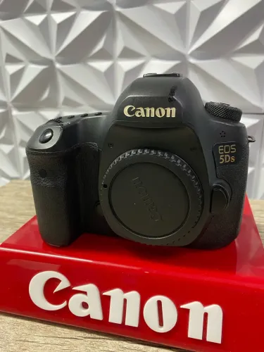 Canon 5ds full frame 1 ano de garantia poucos clicks