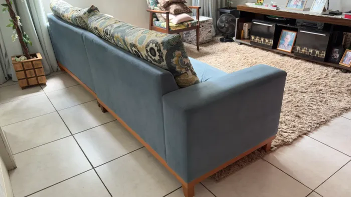 Vendo ou troco Sofá grande semi novo 2.80m