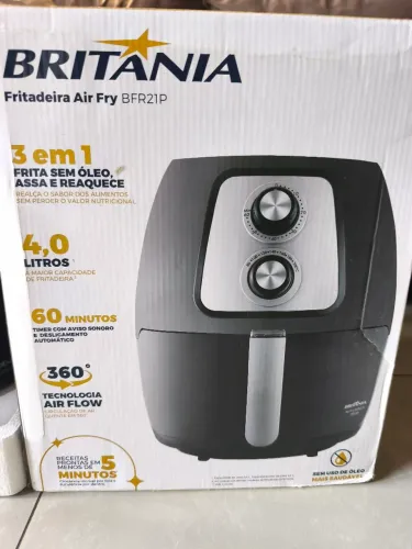 Fritadeira Air Fryer Britânia bfr21p 4L