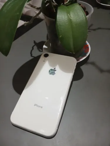 iPhone XR 128