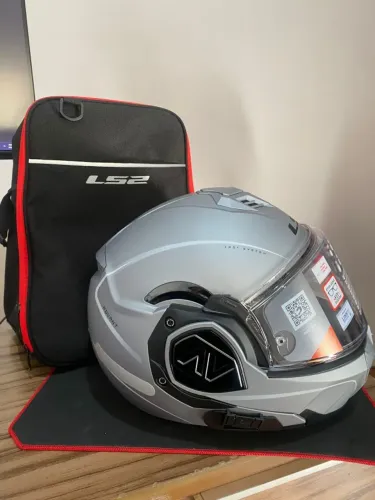 Capacete Advant FF906 Cinza TAM 58 - NOVO! SEM USO!