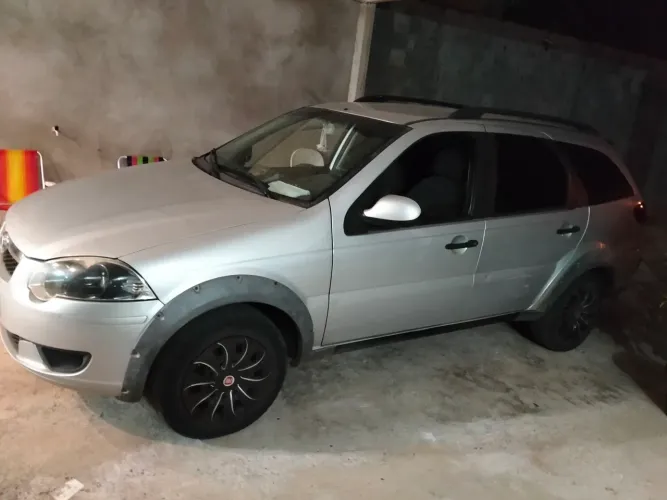 Fiat Palio Weekend Trekking 1.6 Flex 16V 5P 2014