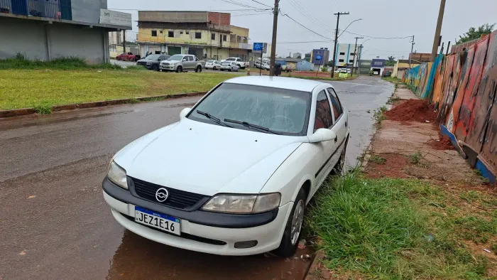 Chevrolet Vectra GL 2.2 / 2.0 MPFI 1997