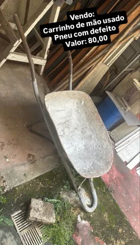 Carrinho de mão de ferro