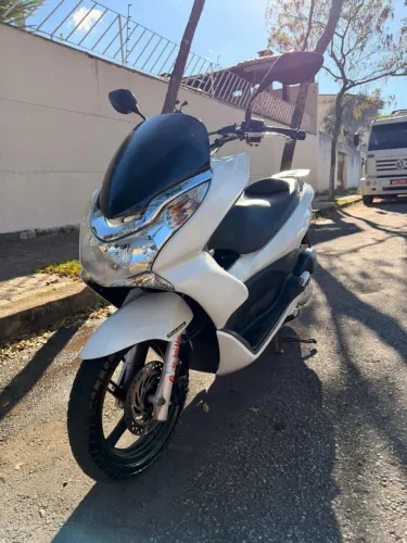 PCX 150 Branca 15/15