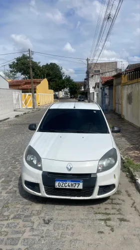 Renault Sandero Authentique Hi-flex 1.0 16V 5P 2014