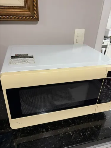 microondas LG 30 litros